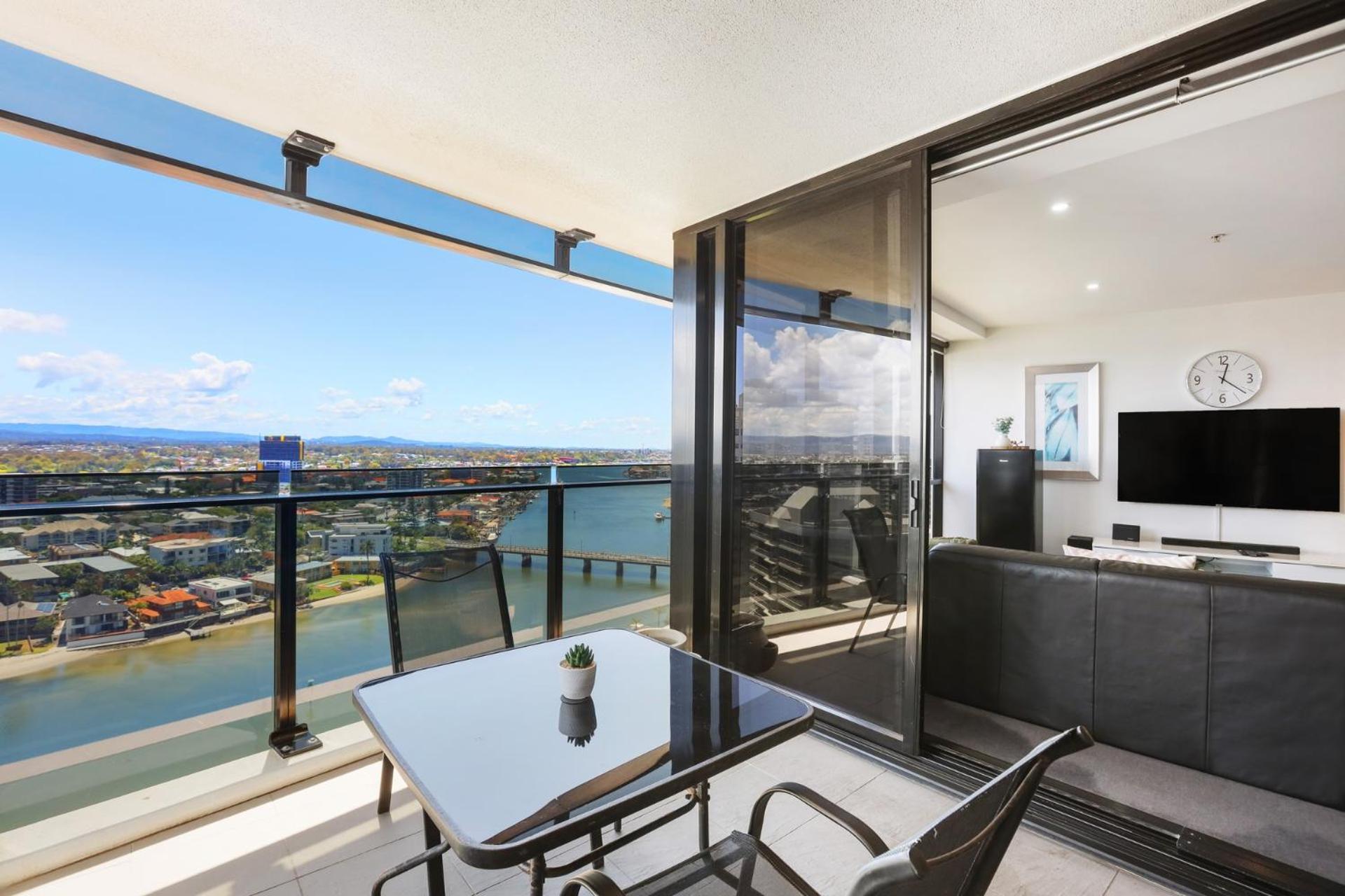 Circle On Cavill 2, 3, 4 & 5 Bedroom Skyhomes & Sub Penthouses By Gold Coast Holidays Экстерьер фото