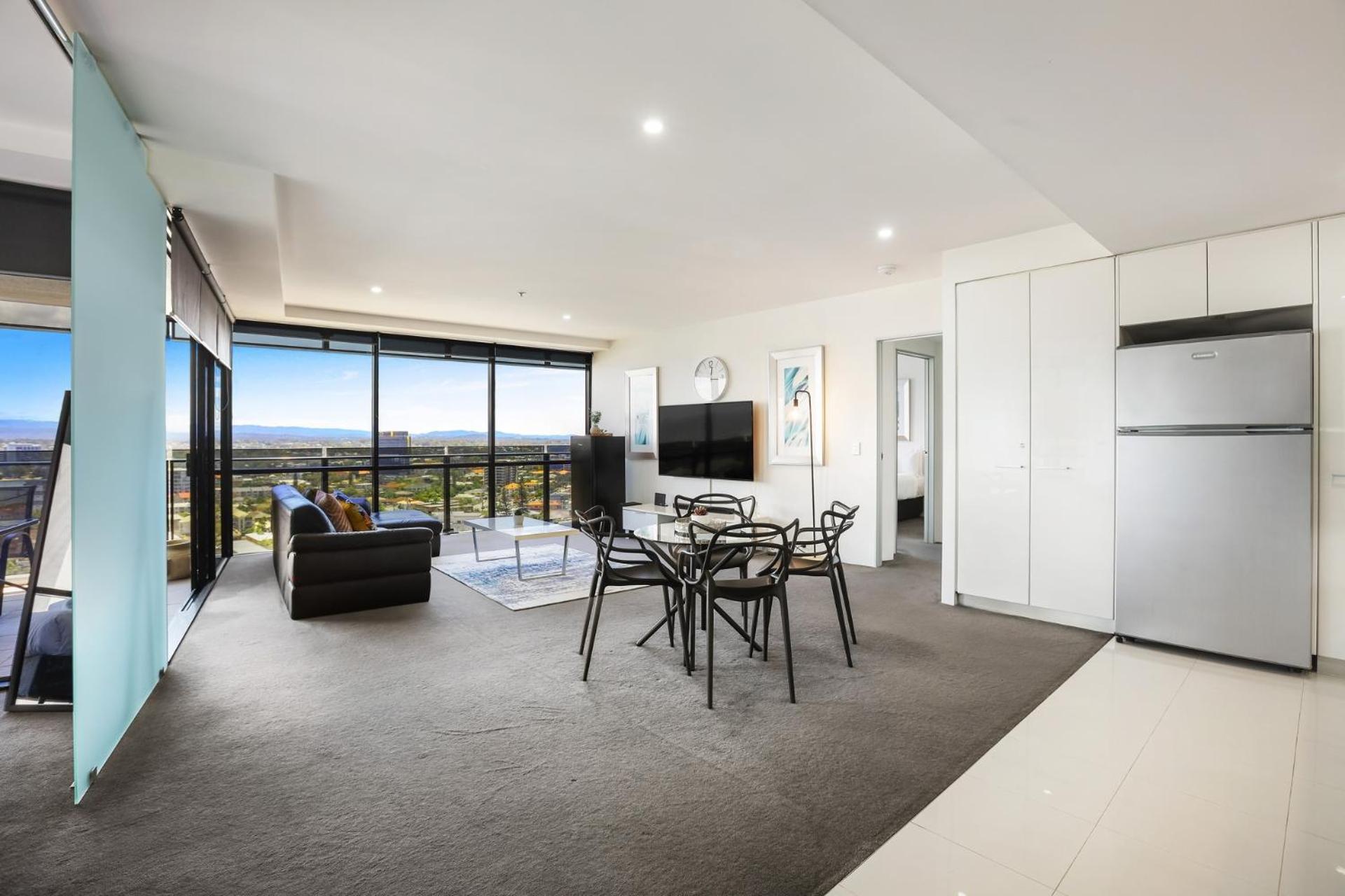Circle On Cavill 2, 3, 4 & 5 Bedroom Skyhomes & Sub Penthouses By Gold Coast Holidays Экстерьер фото