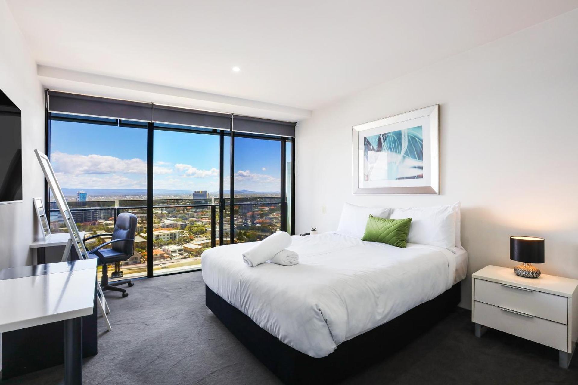Circle On Cavill 2, 3, 4 & 5 Bedroom Skyhomes & Sub Penthouses By Gold Coast Holidays Экстерьер фото