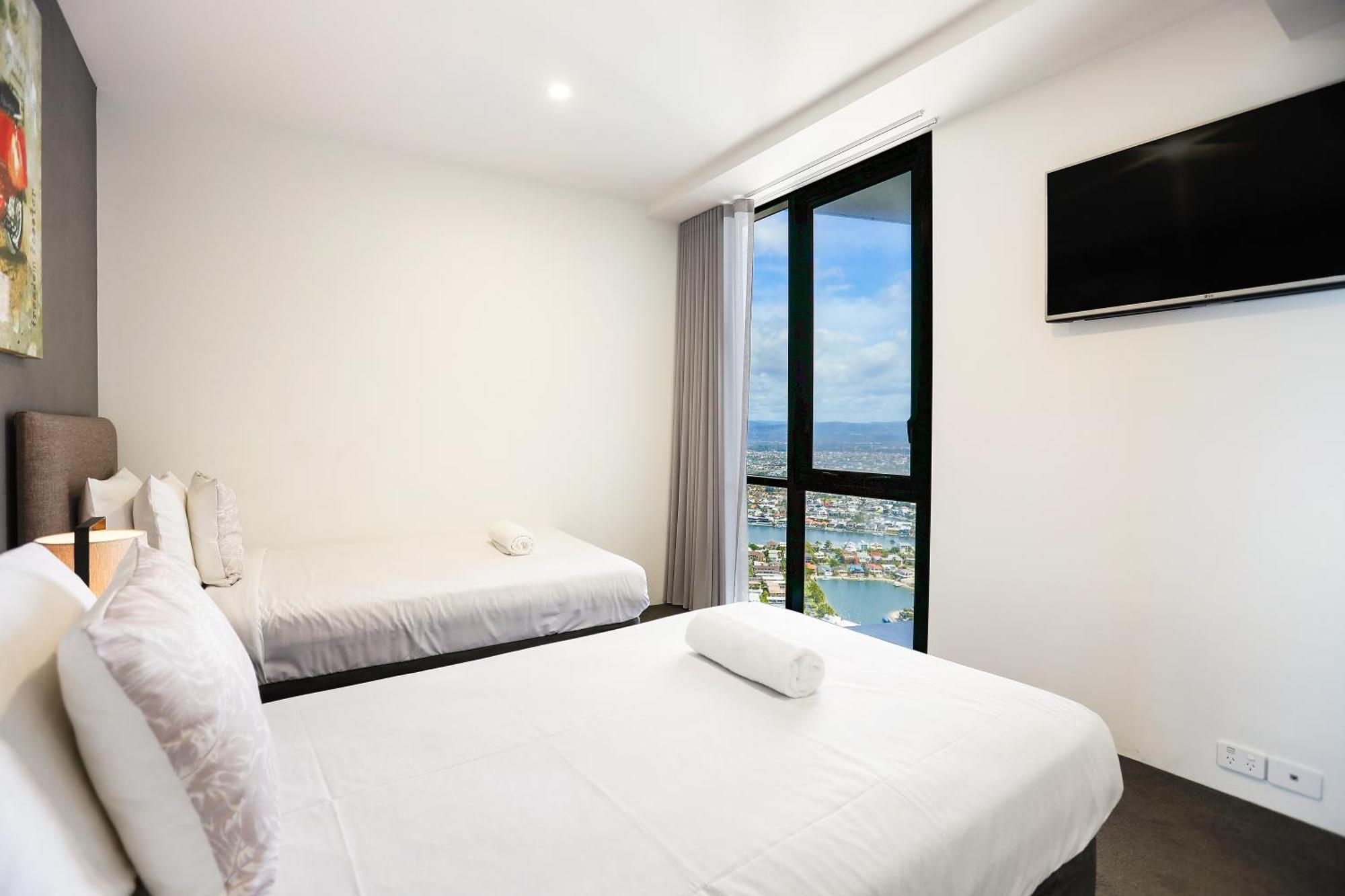Circle On Cavill 2, 3, 4 & 5 Bedroom Skyhomes & Sub Penthouses By Gold Coast Holidays Экстерьер фото