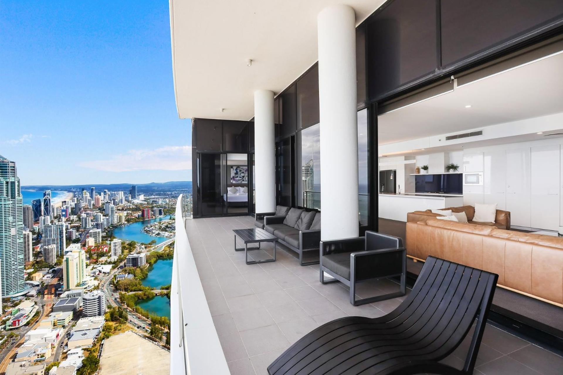 Circle On Cavill 2, 3, 4 & 5 Bedroom Skyhomes & Sub Penthouses By Gold Coast Holidays Экстерьер фото