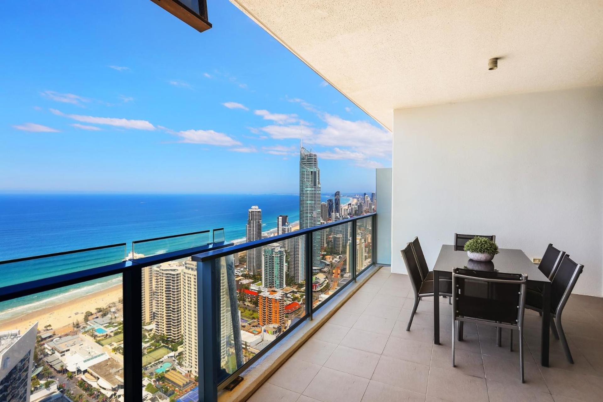 Circle On Cavill 2, 3, 4 & 5 Bedroom Skyhomes & Sub Penthouses By Gold Coast Holidays Экстерьер фото