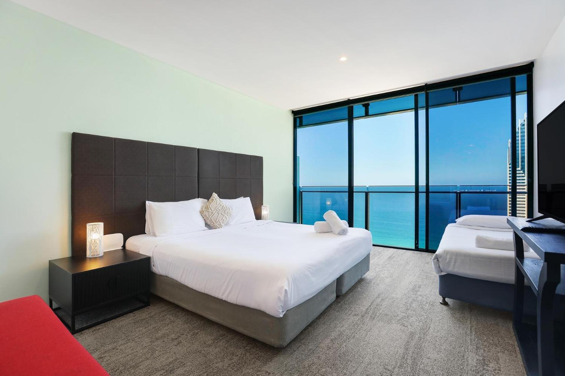 Circle On Cavill 2, 3, 4 & 5 Bedroom Skyhomes & Sub Penthouses By Gold Coast Holidays Экстерьер фото
