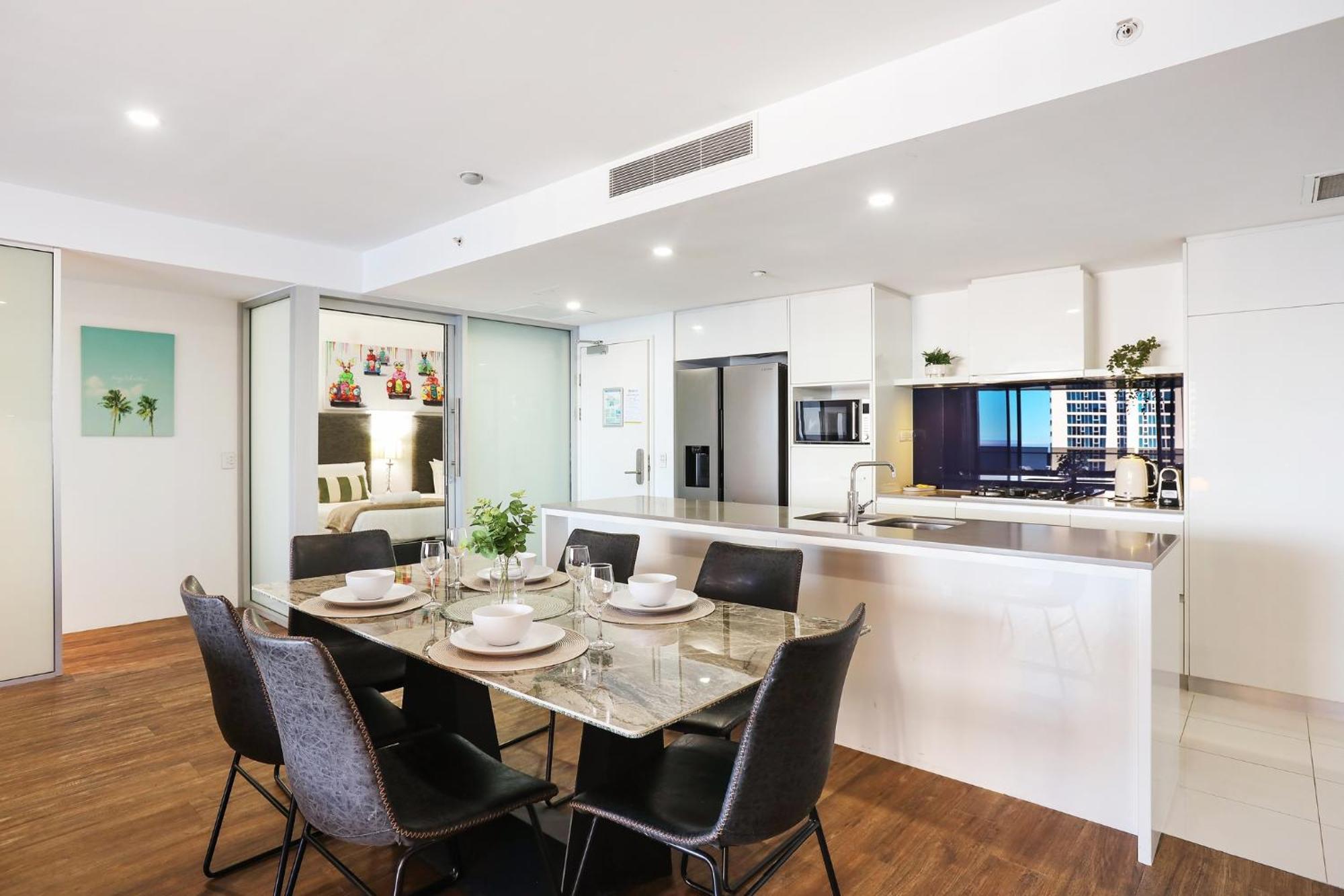 Circle On Cavill 2, 3, 4 & 5 Bedroom Skyhomes & Sub Penthouses By Gold Coast Holidays Экстерьер фото
