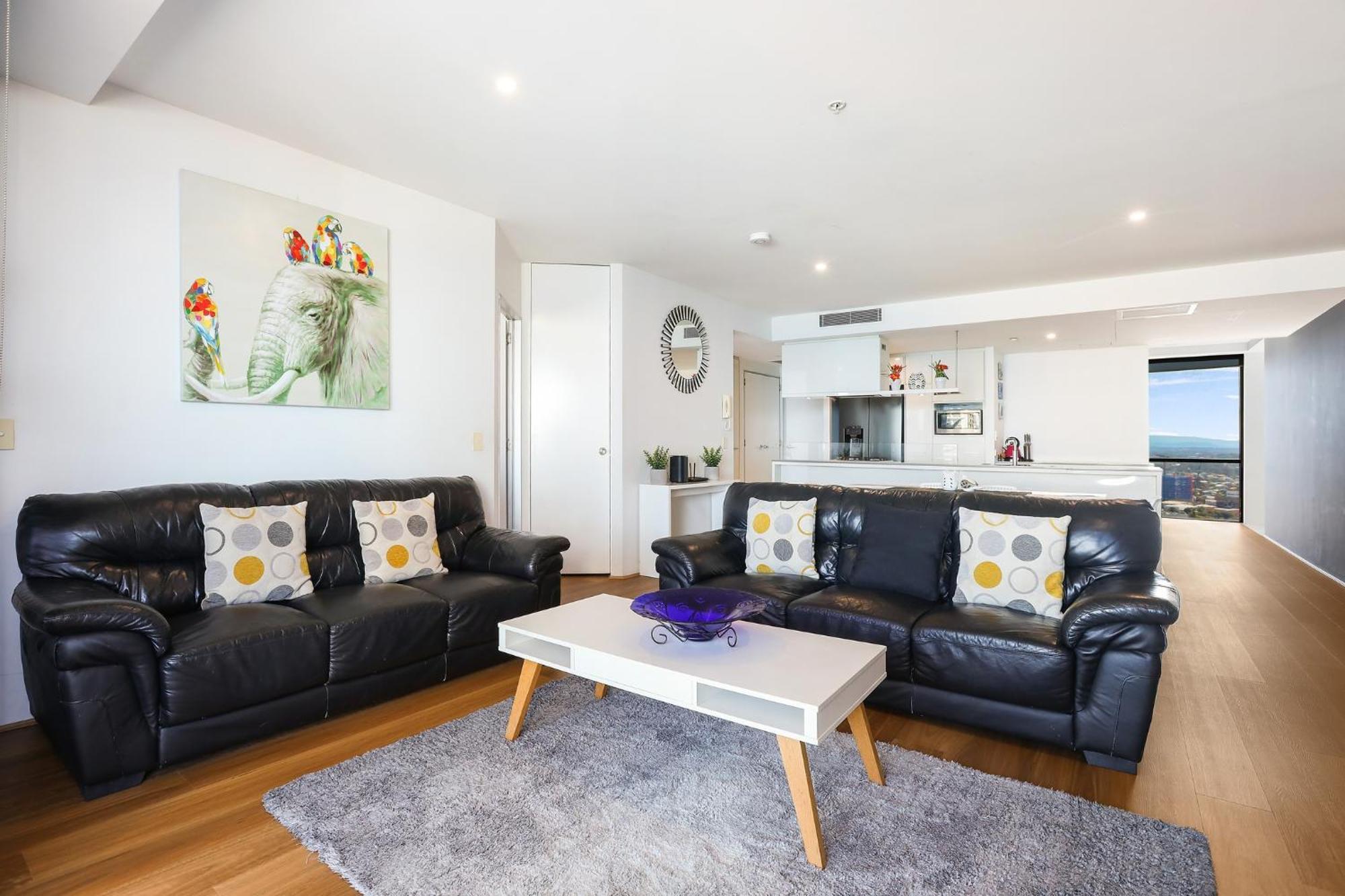 Circle On Cavill 2, 3, 4 & 5 Bedroom Skyhomes & Sub Penthouses By Gold Coast Holidays Экстерьер фото