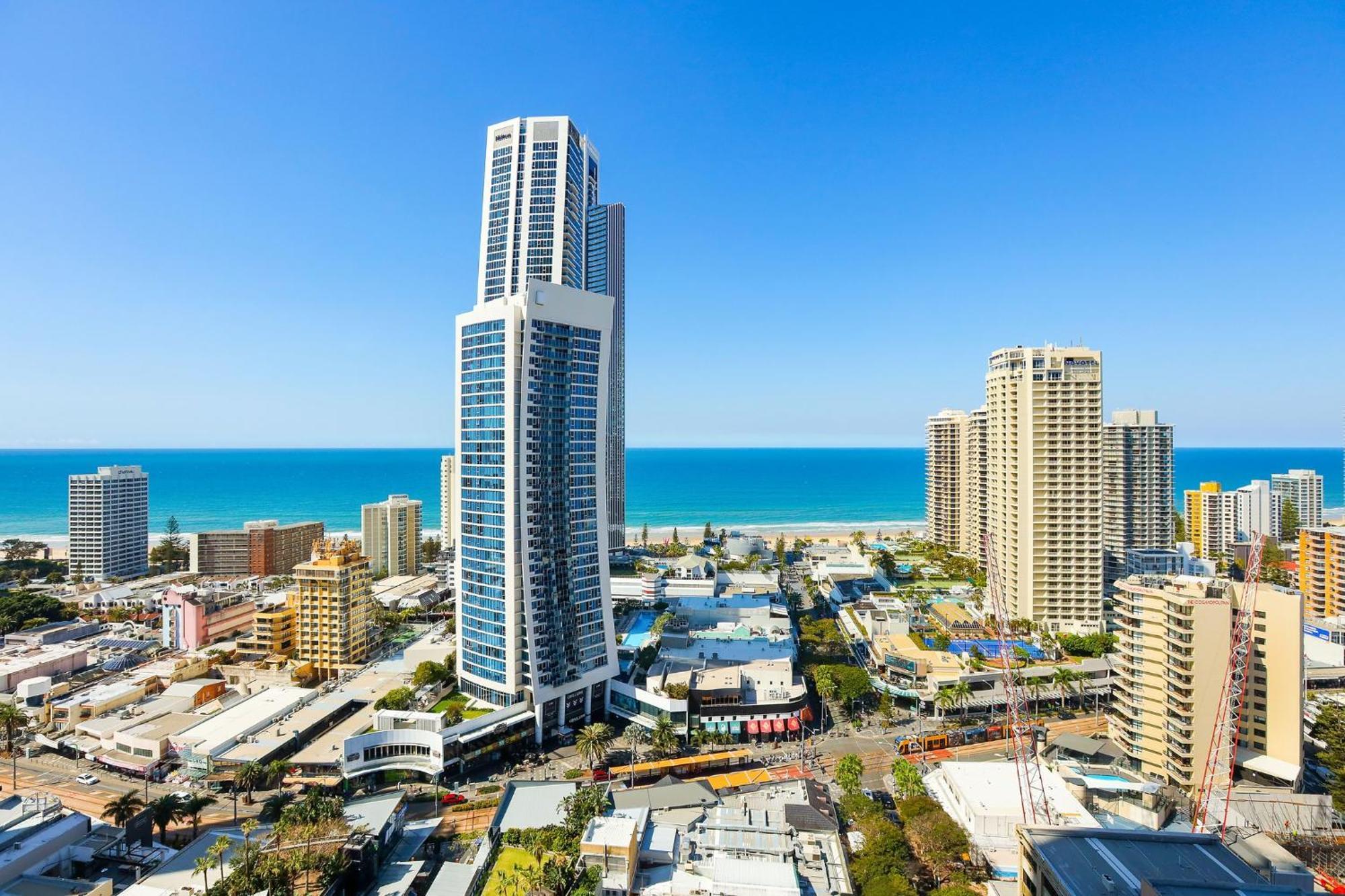 Circle On Cavill 2, 3, 4 & 5 Bedroom Skyhomes & Sub Penthouses By Gold Coast Holidays Экстерьер фото